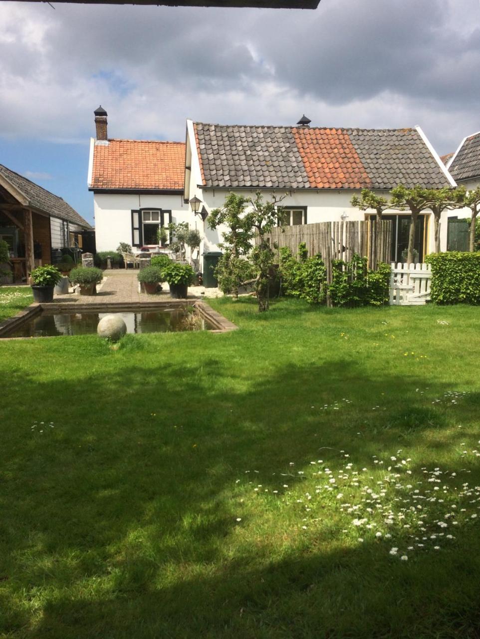 Het Koetshuis Kamperland Luaran gambar
